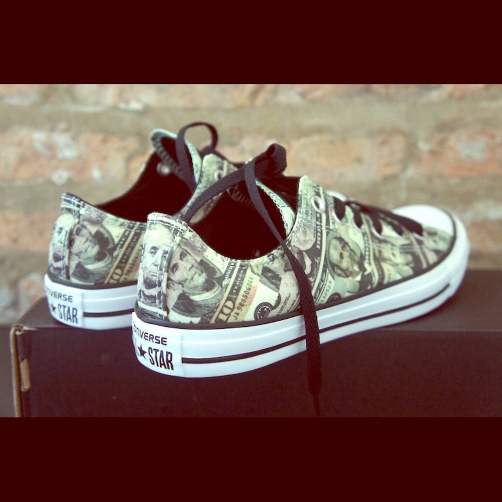 Converse Unisex 5M/ 7W, RARE Cash print Chucks.
